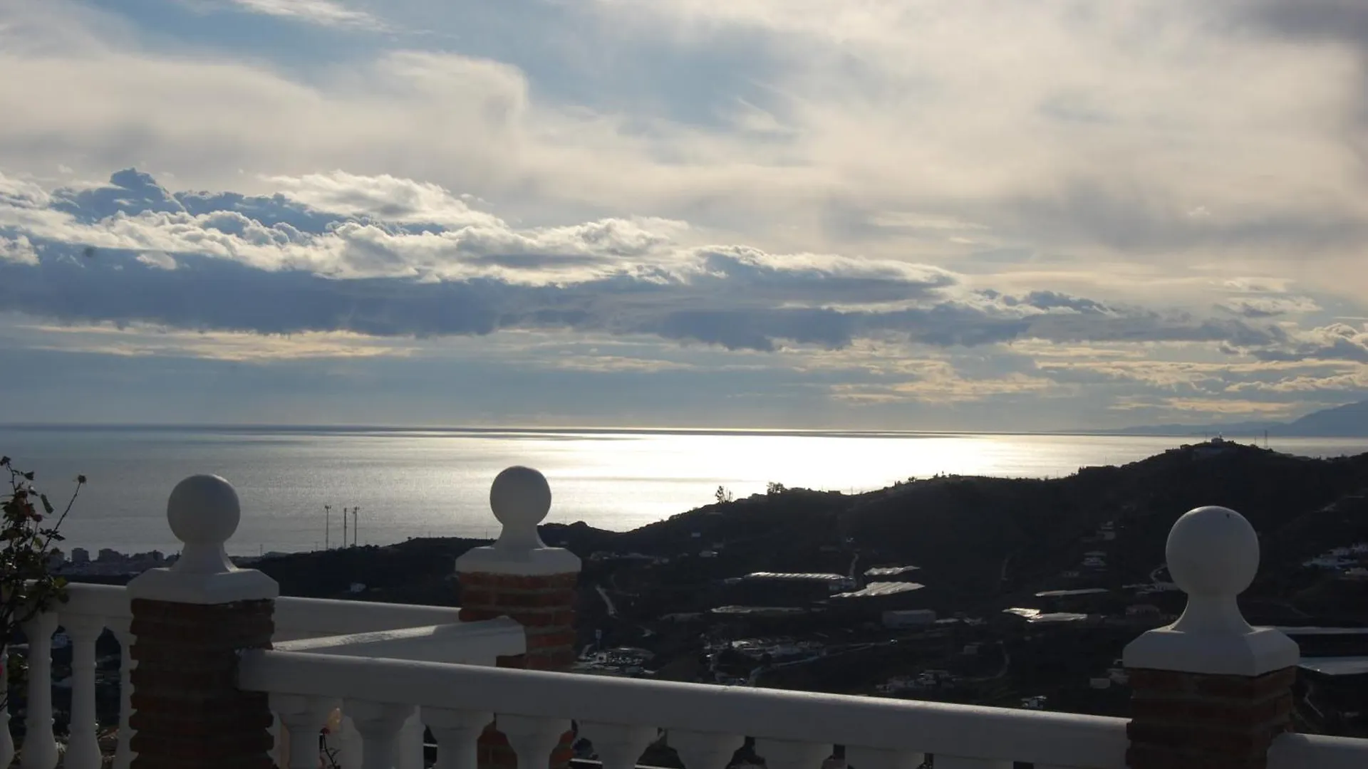 Der Thron Von Torrox - Villa Sorpresa İspanya