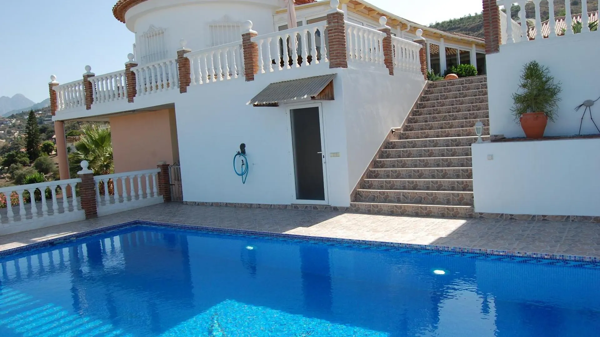 Der Thron Von Torrox - Villa Sorpresa 0*,